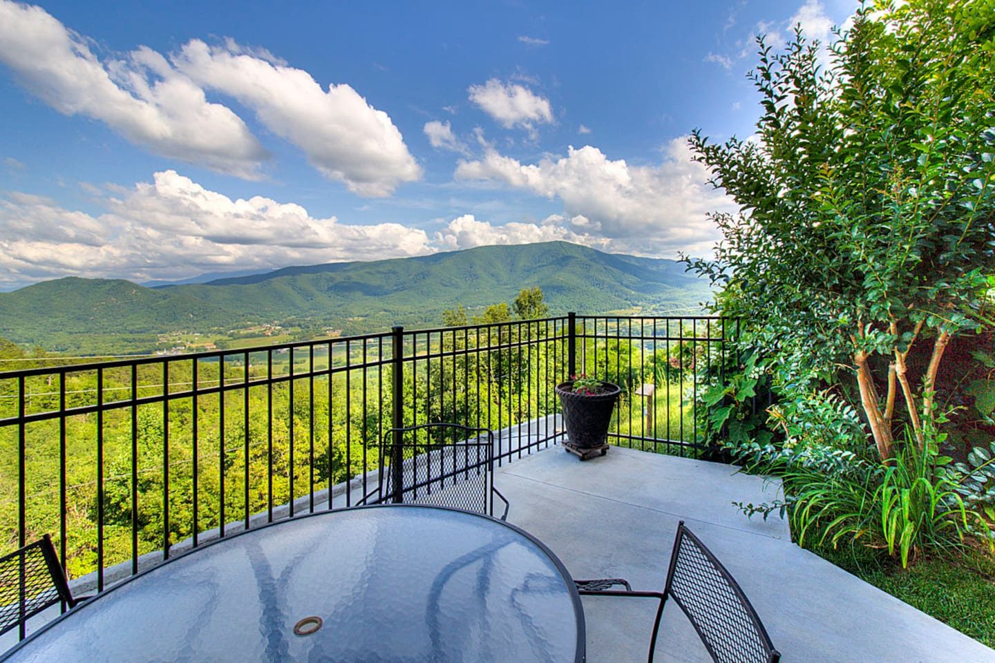 Tanasi Lodge Weddings Retreats Family Getaways Gatlinburg 378529