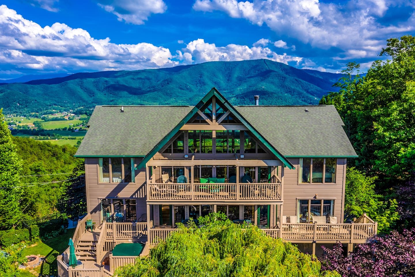 Tanasi Lodge Weddings Retreats Family Getaways Gatlinburg 378529