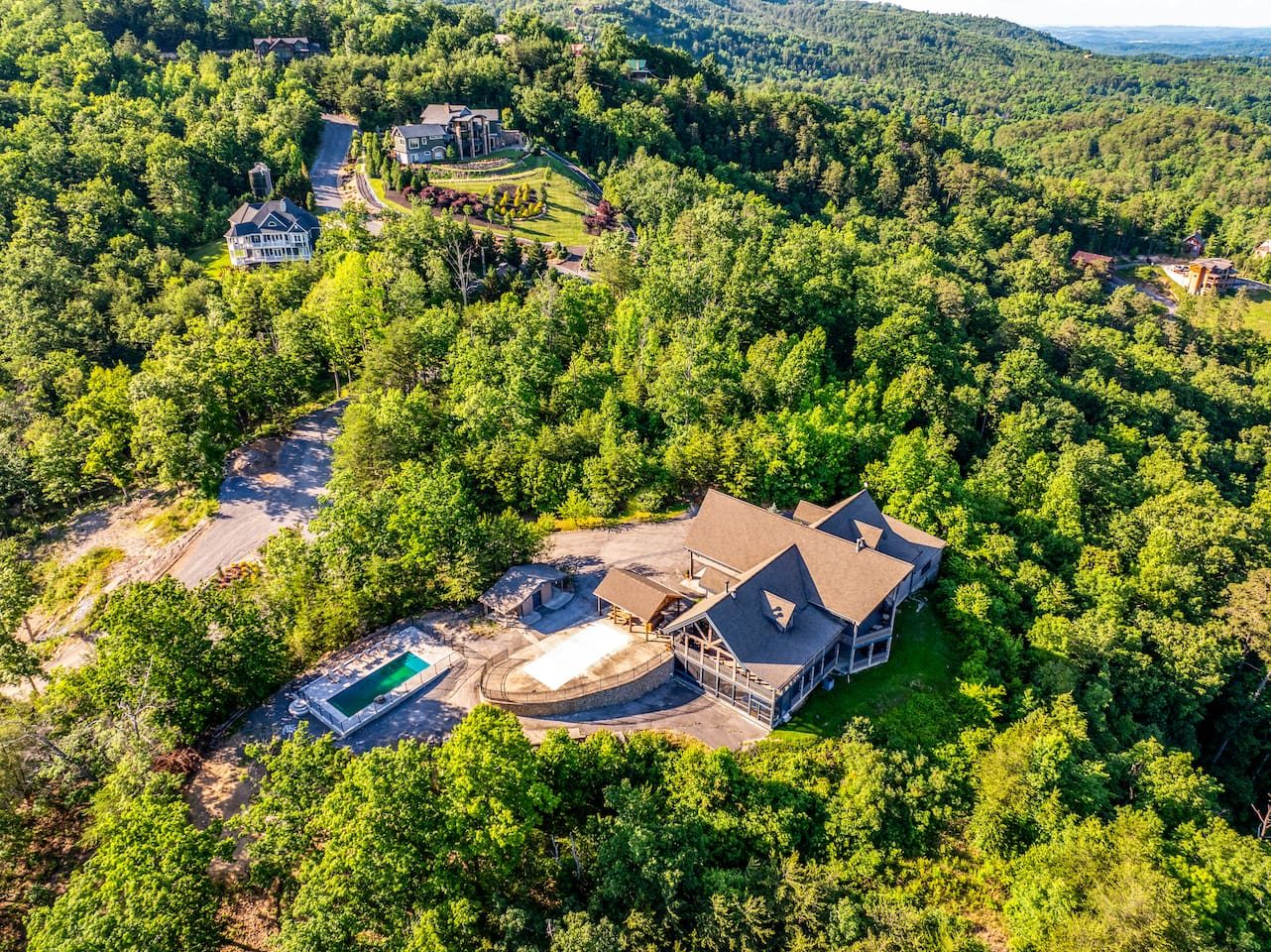 Tucked into the Smoky Mountain treetops, Majestica sits above the forest with room to breathe. A private mountain world, minutes from Pigeon Forge fun.